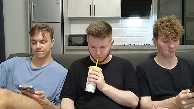 boys sobolisha online show from July 17, 8:39 pm