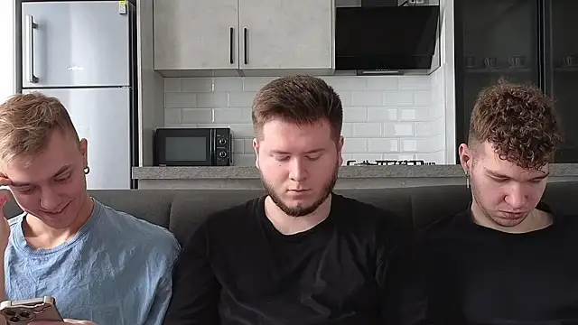 boys sobolisha online show from February 4, 9:26 am