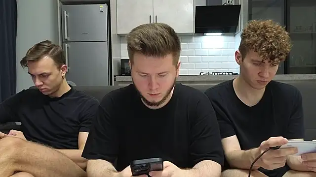 boys sobolisha online show from May 31, 7:58 pm