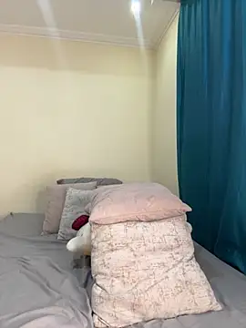 Snapshot of Ivelleee_ chatting on September 11, 11:38 pm Ivelleee online show from September 11, 11:38 pm