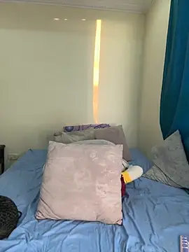 Snapshot of Ivelleee_ chatting on September 20, 10:48 pm Ivelleee online show from September 20, 10:48 pm