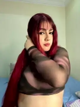 Snapshot of Ivelleee_ chatting on November 29, 10:32 pm Ivelleee online show from November 29, 10:32 pm