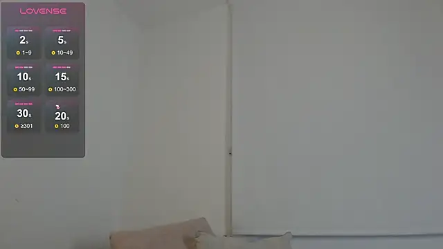 Snapshot of Ivelleee_ chatting on July 15, 11:12 pm Ivelleee online show from July 15, 11:12 pm