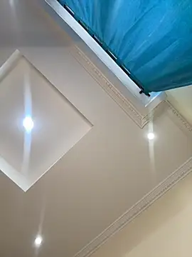 Snapshot of Ivelleee_ chatting on November 24, 8:31 pm Ivelleee online show from November 24, 8:31 pm