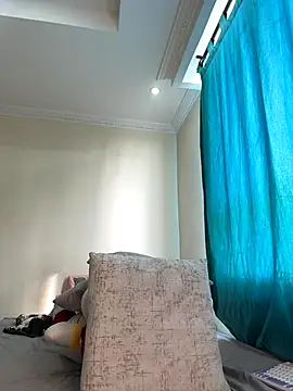 Snapshot of Ivelleee_ chatting on October 16, 7:55 pm Ivelleee online show from October 16, 7:55 pm