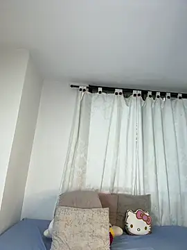 Ivelleee  online show from March 9, 10:02 pm