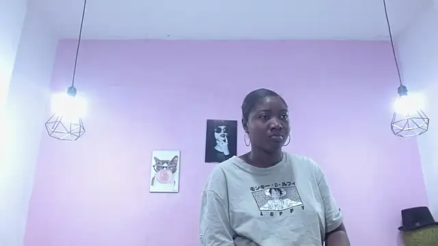 Snapshot of fiorela_madison chatting on October 1, 11:58 am fiorela madison online show from October 1, 11:58 am
