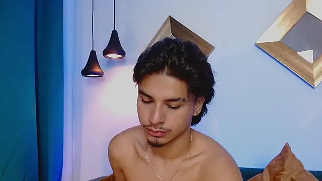 Snapshot of MathewAdams chatting on November 8, 1:14 pm MathewAdams online show from November 8, 1:14 pm