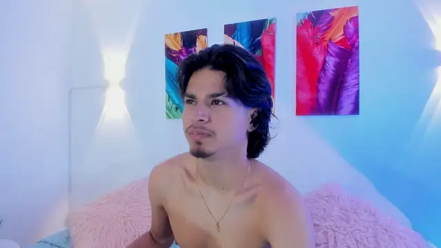 Snapshot of MathewAdams chatting on December 1, 6:20 pm MathewAdams online show from December 1, 6:20 pm