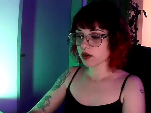 Snapshot of Acid_Girl_Ofc chatting on October 23, 3:49 am Acid Girl Ofc online show from October 23, 3:49 am