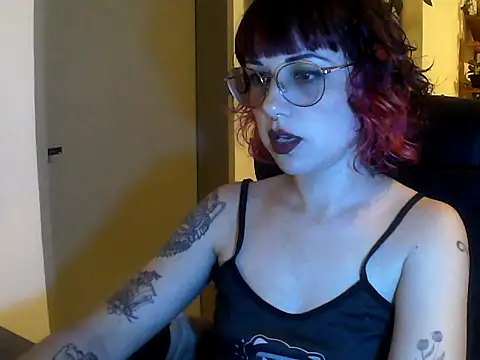 Snapshot of Acid_Girl_Ofc chatting on October 16, 3:15 am Acid Girl Ofc online show from October 16, 3:15 am