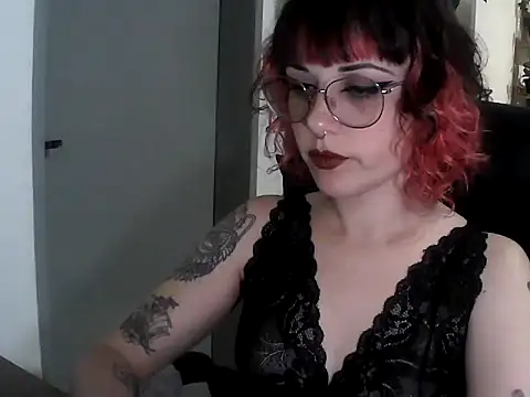 Snapshot of Acid_Girl_Ofc chatting on October 17, 2:59 am Acid Girl Ofc online show from October 17, 2:59 am