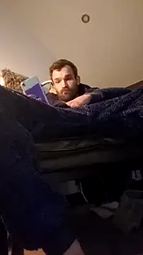 Snapshot of LKC94 chatting on October 12, 4:58 am LKC94 online show from October 12, 4:58 am