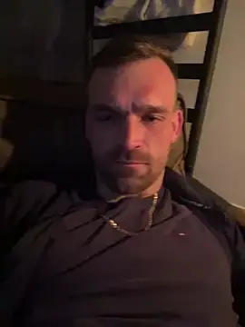 Snapshot of LKC94 chatting on March 23, 12:36 am LKC94 online show from March 23, 12:36 am