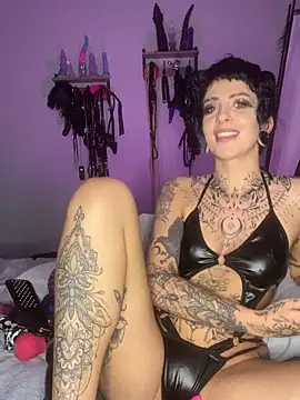littleinkedblaise666 online show from February 14, 3:45 pm