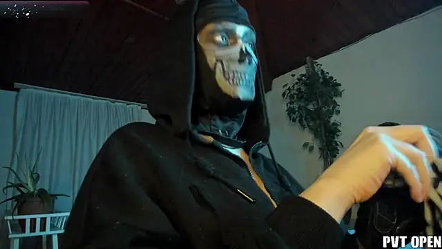 cos operator online show from March 1, 7:03 pm