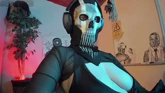 cos operator online show from June 5, 8:47 pm