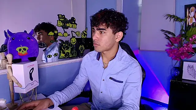 LucasCarterr  online show from October 20, 10:21 pm