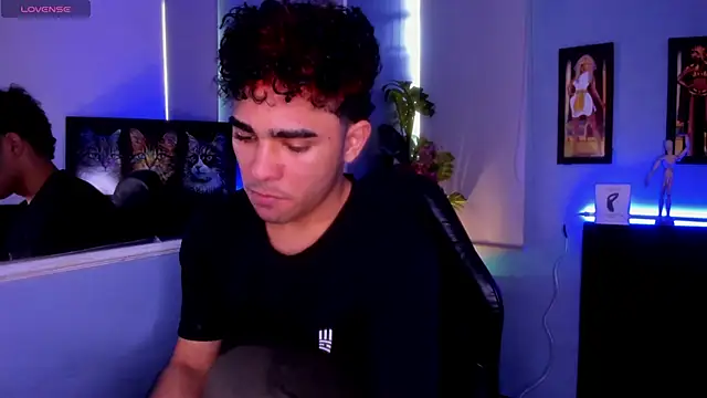 LucasCarterr  online show from November 5, 3:15 pm