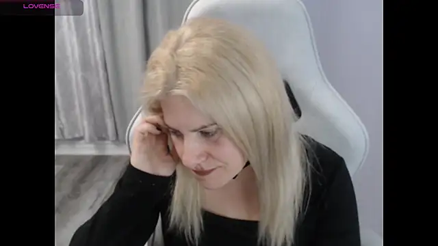 BellaStar84 online show from October 30, 1:09 pm