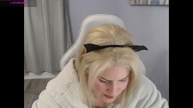 BellaStar84 online show from October 29, 12:53 am