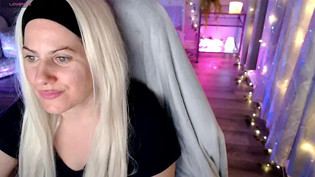 BellaStar84 online show from March 11, 11:37 am