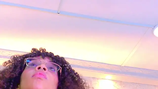 CamilaJohnston online show from March 4, 7:54 pm