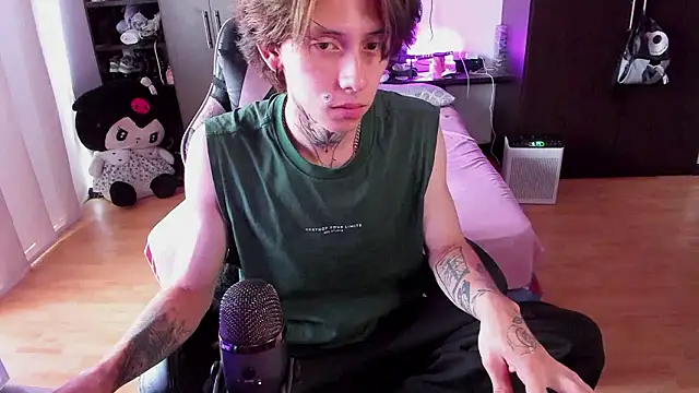 xIce Boy online show from March 6, 2:23 pm