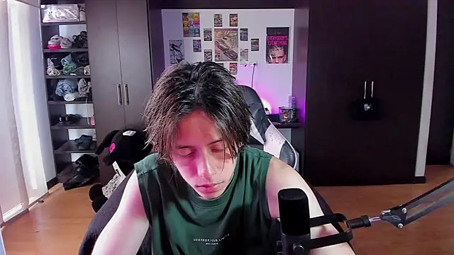 xIce Boy online show from March 28, 4:52 pm