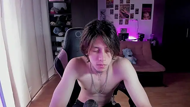 xIce Boy online show from May 1, 6:24 pm