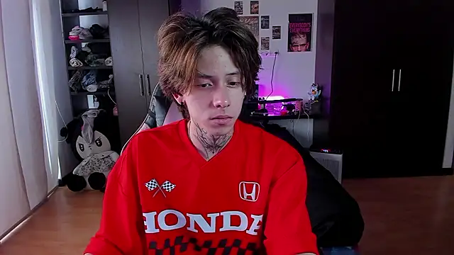 xIce Boy online show from March 17, 2:20 pm