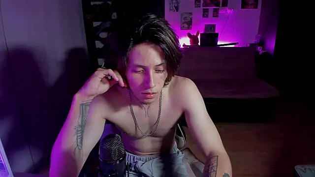 xIce Boy online show from May 15, 11:47 pm