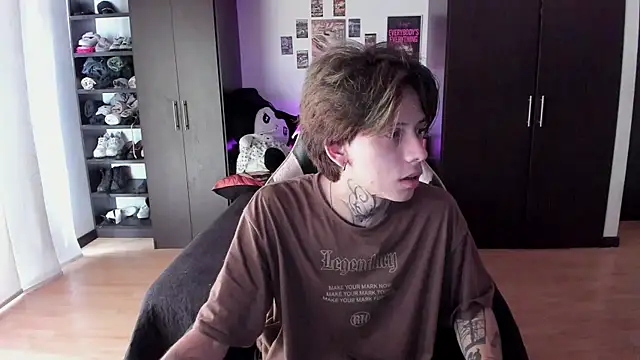 xIce Boy online show from February 10, 1:54 pm