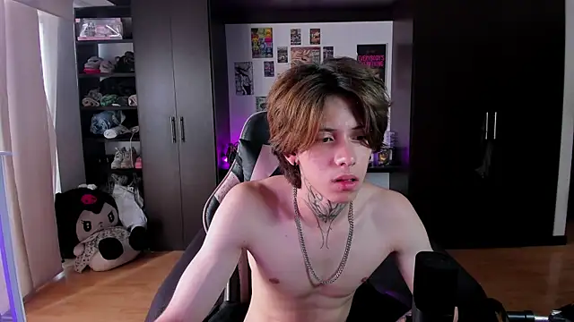 xIce Boy online show from April 5, 4:35 pm