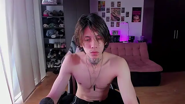 xIce Boy online show from April 18, 9:04 pm