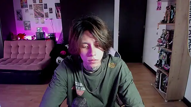 xIce Boy online show from May 22, 9:35 pm