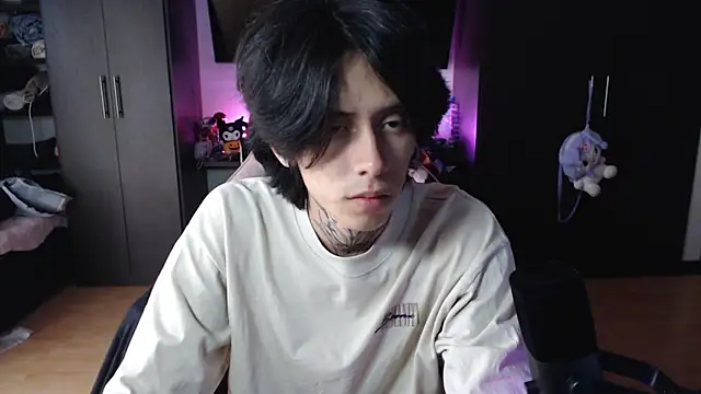 xIce Boy online show from December 20, 9:50 pm