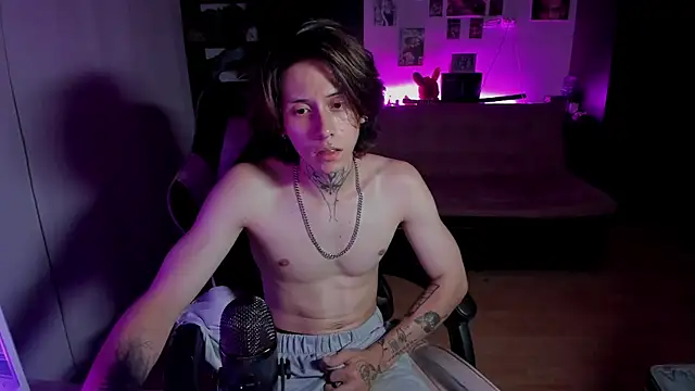 xIce Boy online show from May 15, 11:03 pm