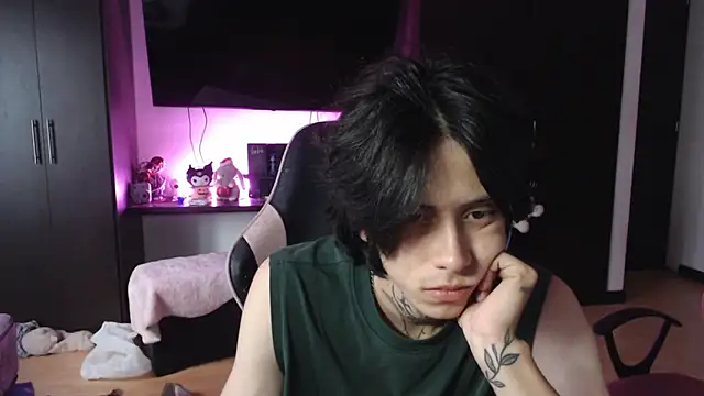 xIce Boy online show from December 14, 10:26 pm