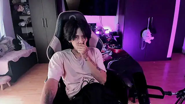 xIce Boy online show from December 22, 1:00 pm