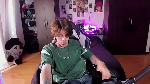 xIce Boy online show from March 25, 2:27 pm