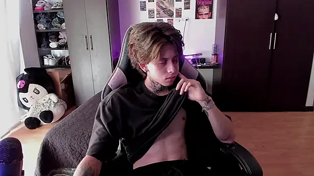 xIce Boy online show from February 16, 2:05 pm