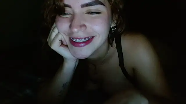 Snapshot of bran_lindi chatting on October 19, 10:56 pm bran lindi online show from October 19, 10:56 pm