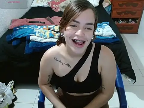 bran lindi online show from January 7, 9:42 pm