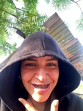 bran lindi online show from March 20, 10:11 pm