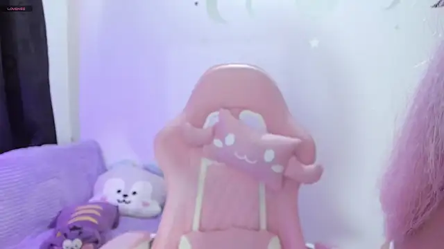 Emma cute11 online show from November 14, 9:18 pm