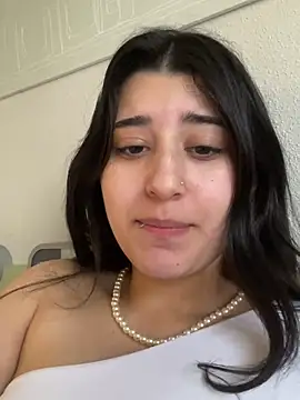 SashaLuss  online show from March 18, 4:50 pm