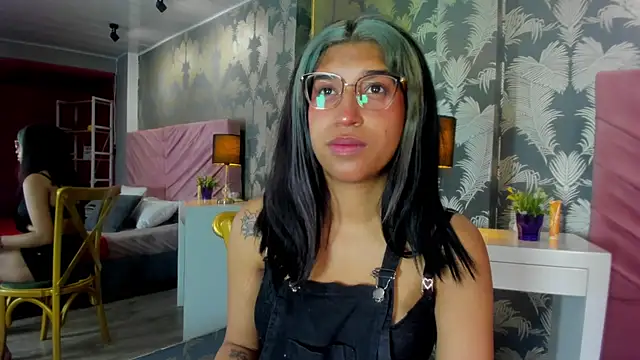 Karin Ks online show from November 27, 7:58 pm