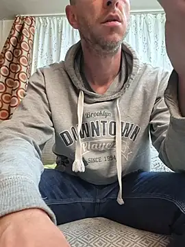 svenpfeifer online show from December 20, 2:42 pm