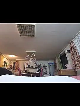 svenpfeifer online show from December 17, 5:18 pm